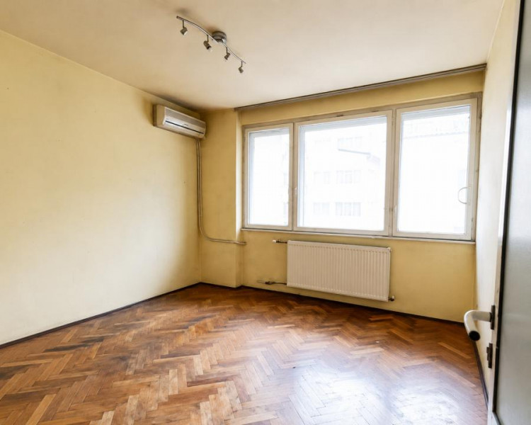 Apartament 2 camere bulevard Iancu de Hunedoara vedere liberă 