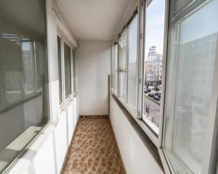 Apartament 2 camere bulevard Iancu de Hunedoara vedere liberă 