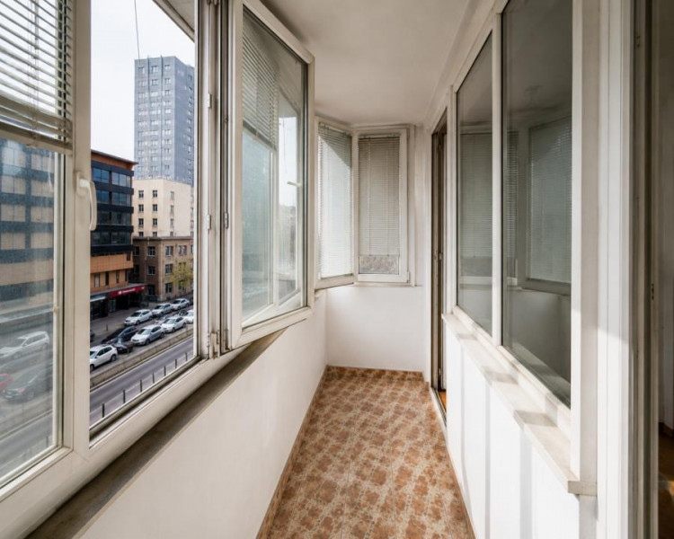 Apartament 2 camere bulevard Iancu de Hunedoara vedere liberă 