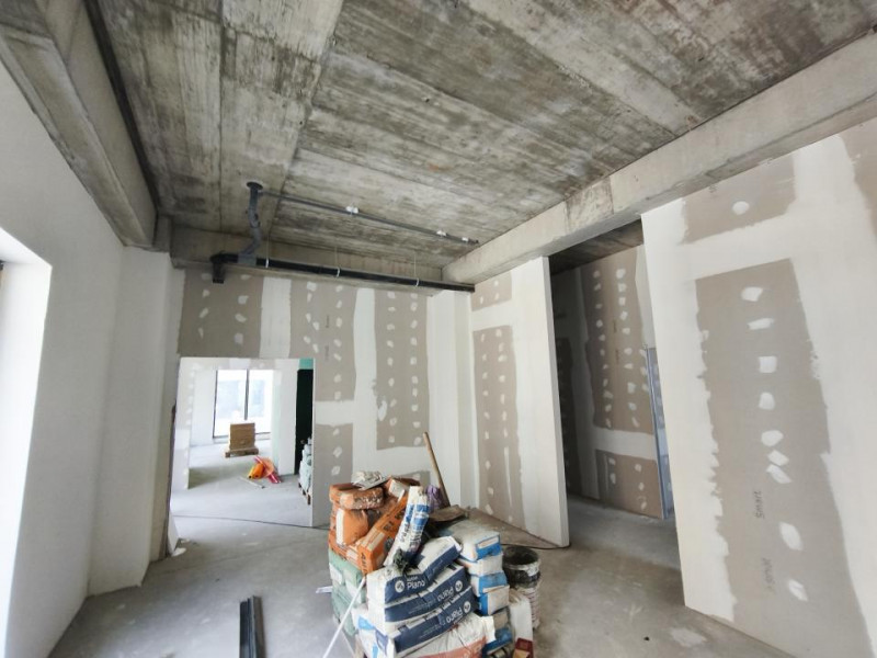 Închiriere Spațiu Comercial Nou Tomis Nord cu 3 locuri parcare