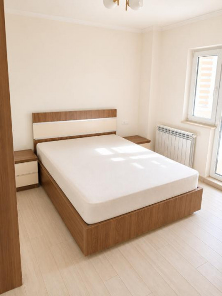 Închiriere Apartament 2 Camere Decomandat, Modern, Trocadero – Etaj 3