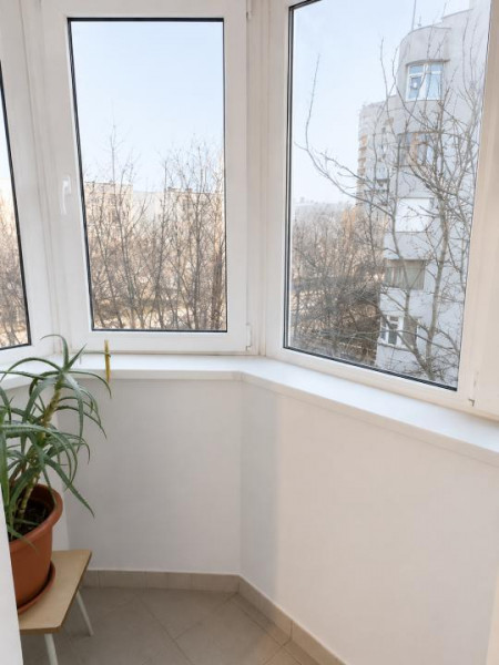 Apartament 3 camere decomandat, Centru – lângă Irish Pub și Hotel Sport