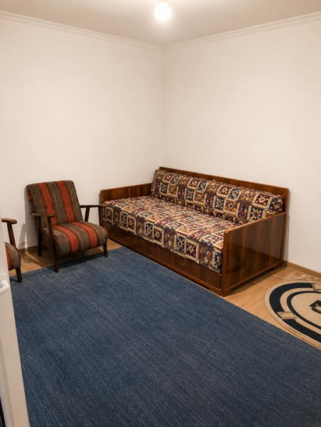 Apartament 3 camere decomandat, Centru – lângă Irish Pub și Hotel Sport