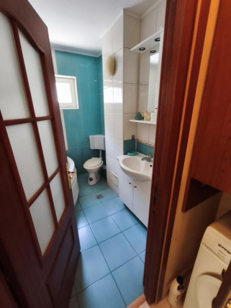 Închiriere apartament 4 camere centrala gaz se pune + garaj 