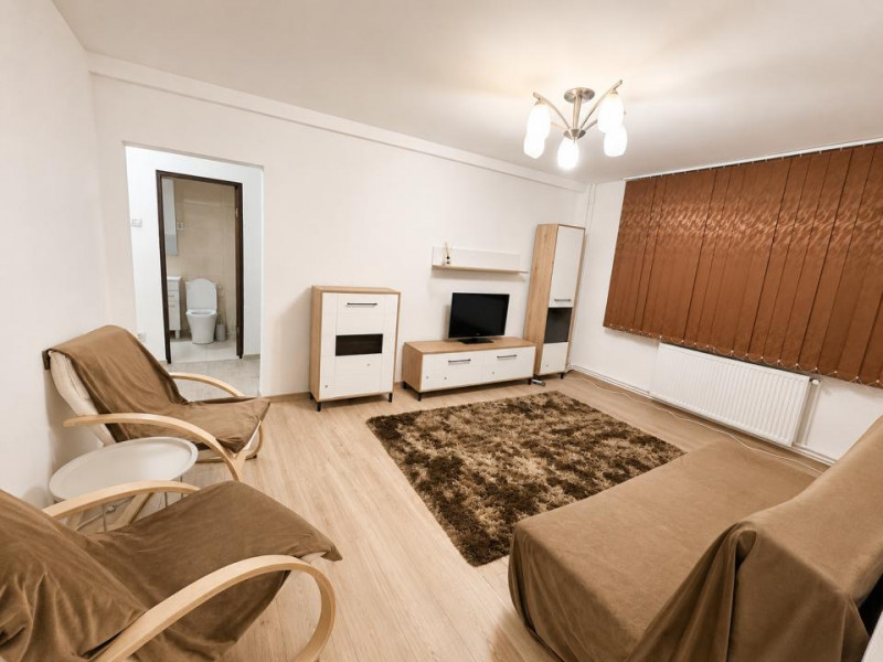 Apartament 3 camere de închiriat – Bulevardul Ferdinand, Centru