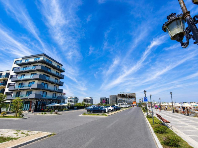 Închiriere Apartament prima linie la mare
