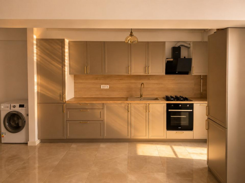 Inchiriere Duplex spațios 3 camere Faleza Nord bloc nou 
