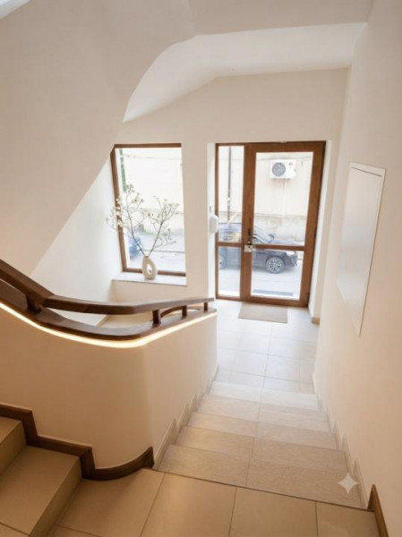 Vânzare apartament unic 2/3 camere 113 mp. Portul Tomis 