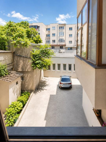 Vânzare apartament unic 2/3 camere 113 mp. Portul Tomis 