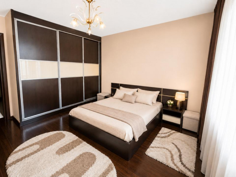 Vânzare apartament unic 2/3 camere 113 mp. Portul Tomis 