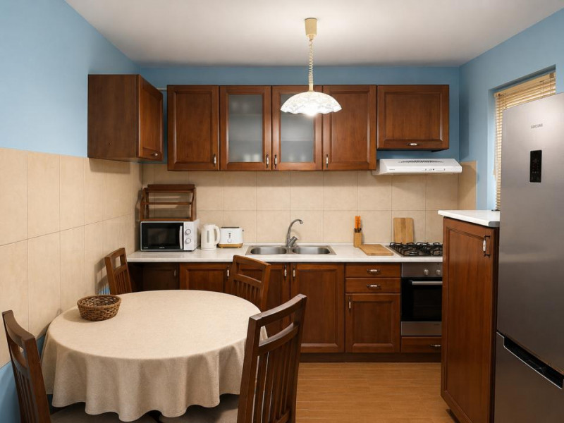 Casă de închiriat – 3 camere – Cartier Boreal – Curte proprie
