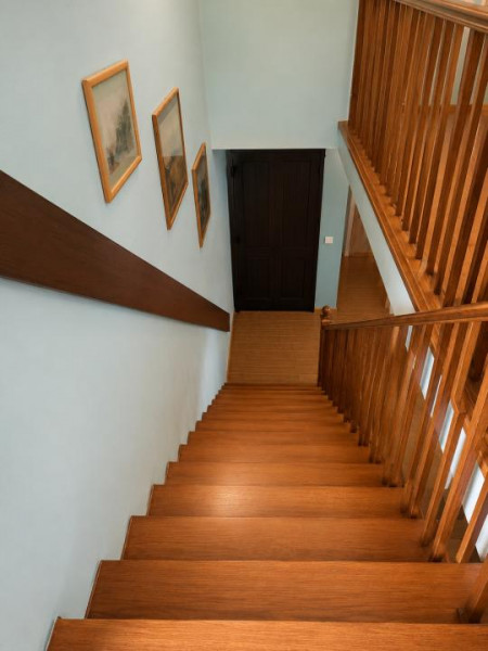 Casă de închiriat – 3 camere – Cartier Boreal – Curte proprie