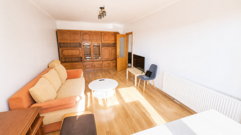 De închiriat – Apartament 3 camere decomandat | Zona Supernova – Brătianu 
