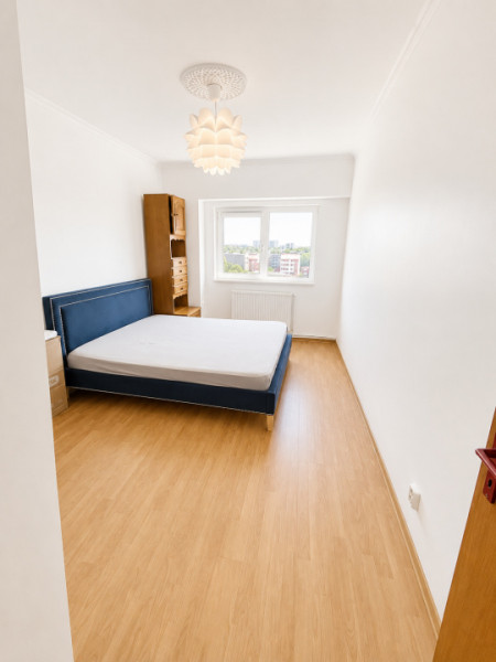 De închiriat – Apartament 3 camere decomandat | Zona Supernova – Brătianu 
