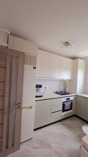 Apartament de Închiriat renovat recent City Park Mall parcul Tăbăcărie