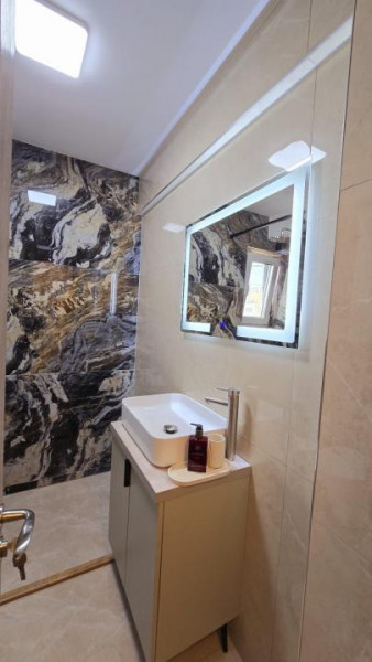 Apartament de Închiriat renovat recent City Park Mall parcul Tăbăcărie