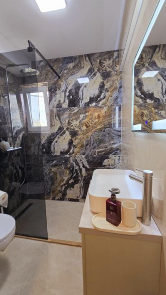 Apartament de Închiriat renovat recent City Park Mall parcul Tăbăcărie