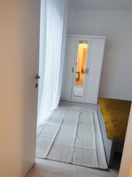 Inchiriere 2 camere Bloc nou ICIL zona aerisita loc de parcare privat