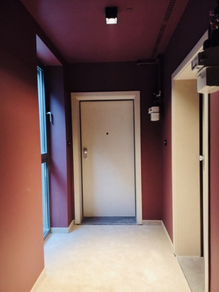 Inchiriere 2 camere Bloc nou ICIL zona aerisita loc de parcare privat
