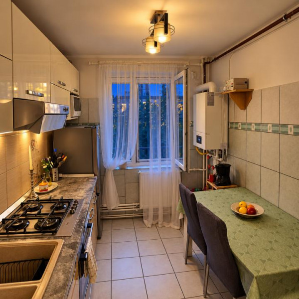 Inchiriere apartament City Park Mall cu parcare proprie