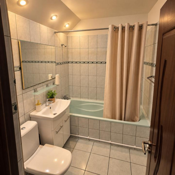 Inchiriere apartament City Park Mall cu parcare proprie