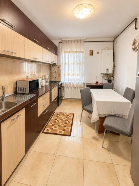 De închiriat | Apartament 2 camere | Tomis 3 – City Mall | Parter 