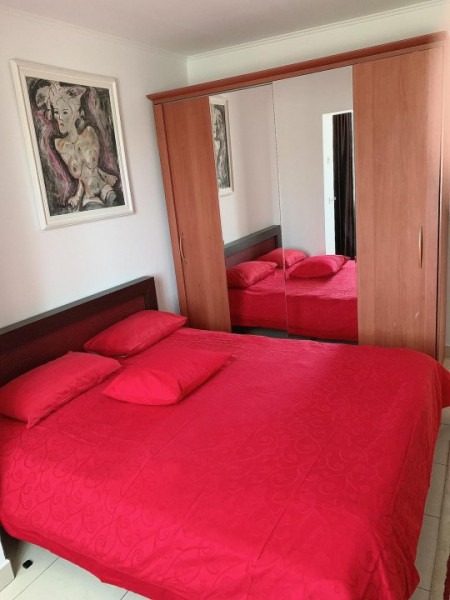 Apartament decomandat Delfinariu termen lung