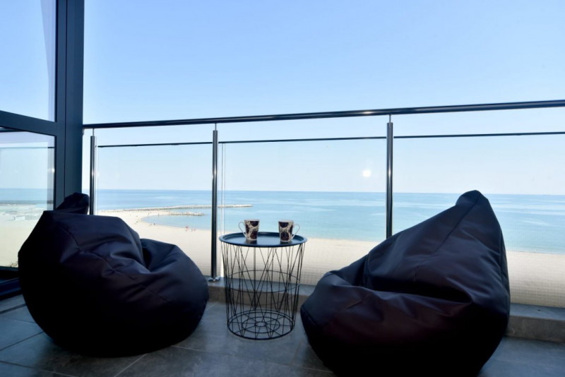 Apartament 2 camere bloc nou Faleza Nord vedere la mare