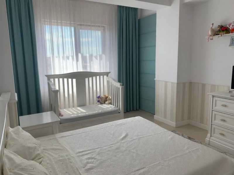 Apartament Faleza Nord cu terasa circulabila 191 mp.