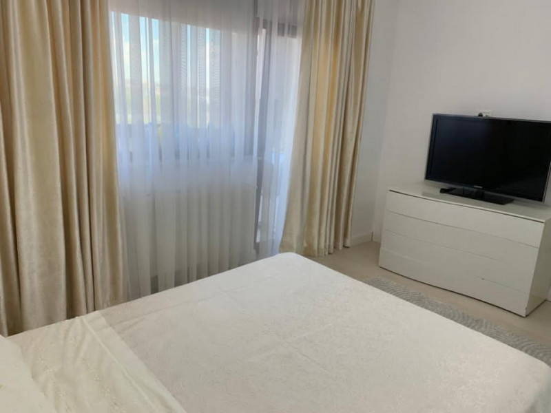 Apartament Faleza Nord cu terasa circulabila 191 mp.