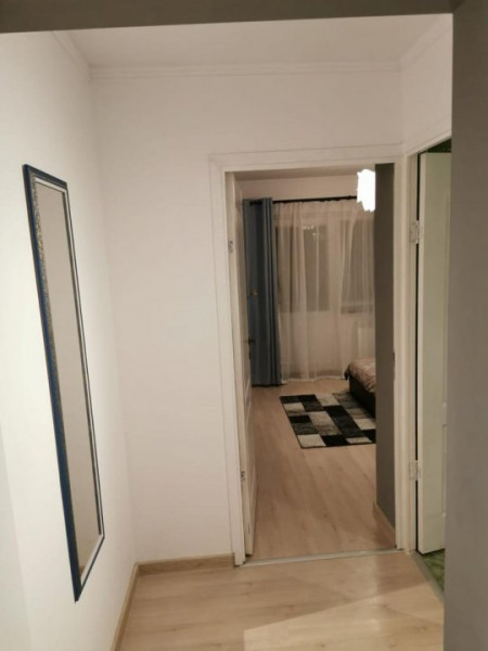 Apartament decomandat Faleza Nord zona Reyna