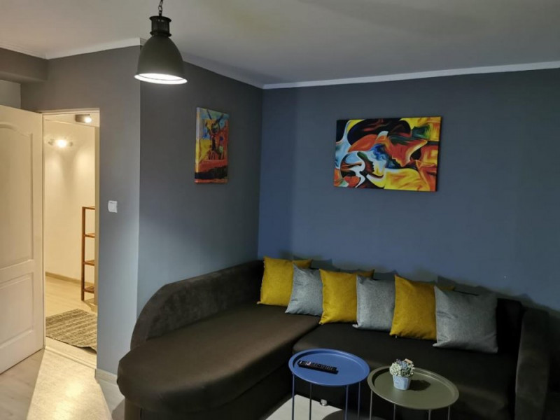 Apartament decomandat Faleza Nord zona Reyna