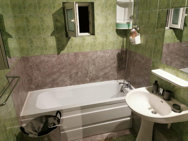 Apartament decomandat Faleza Nord zona Reyna