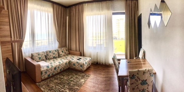 UcrainaHost Apartament vedere la mare și la lac Summerland 