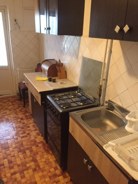 Apartament 3 camere Delfinariu disponibil termen lung 