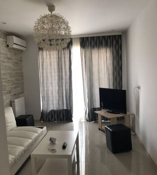 Apartament disponibil termen lung decorat cu rafinament Mamaia Nord 