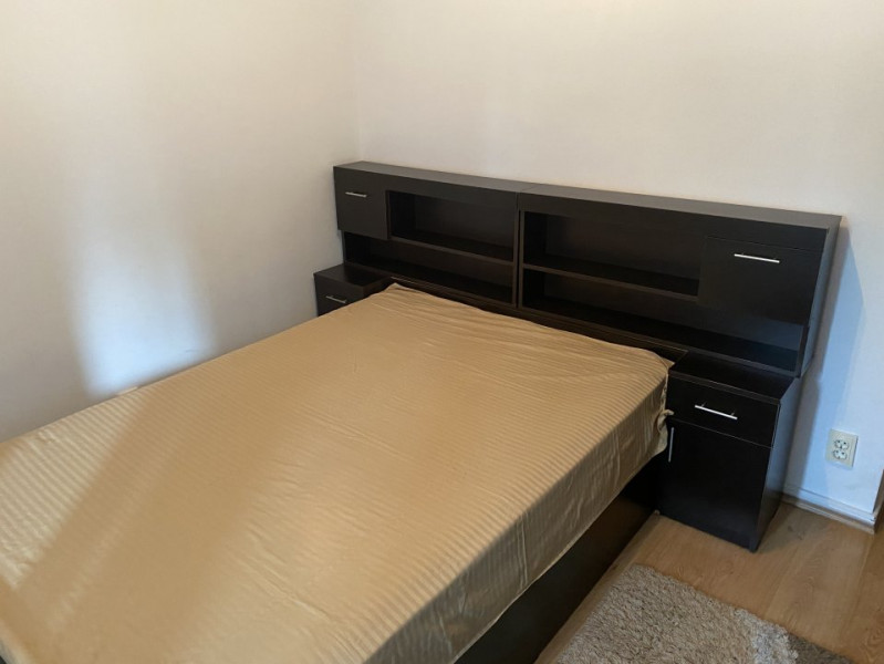 Apartament 2 camere Spital disponibil termen lung 