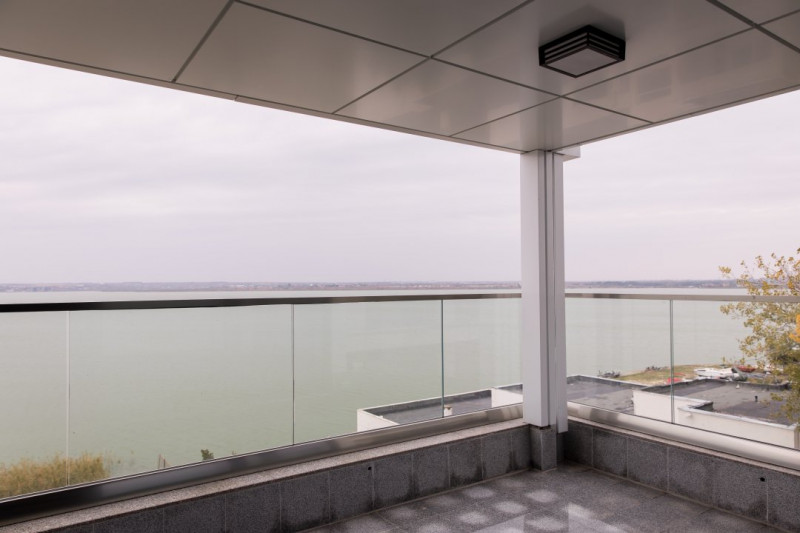 Unicat Apartament exclusivist vedere panoramica lac mare 210 mp utili