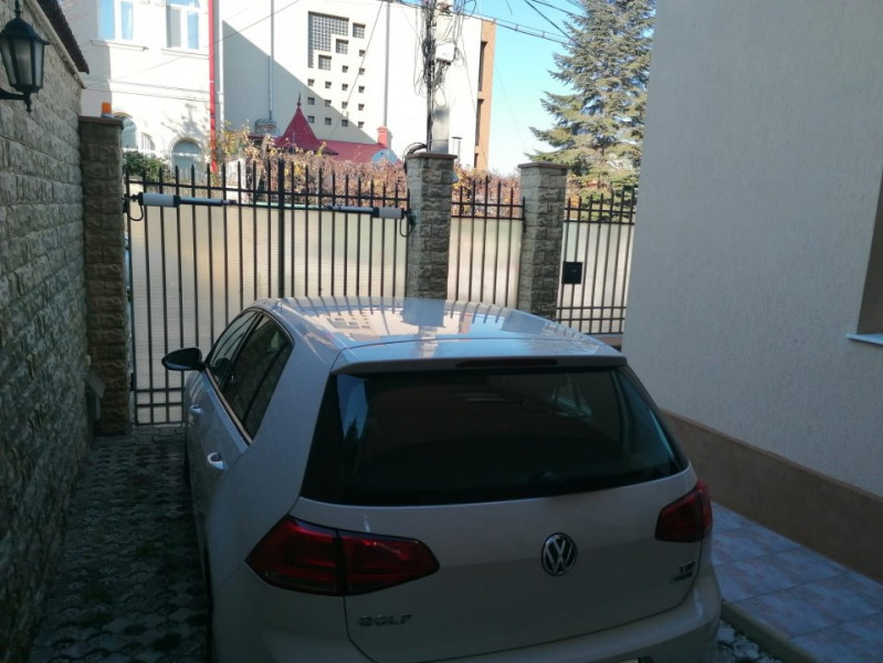 Vanzare vila P+1+M mobilata si utilata cu toate dotarile