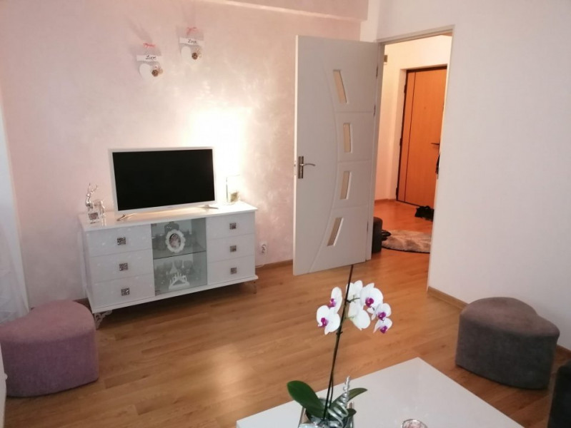 Apartament 2 camere bloc nou dotari complete loc de parcare si boxa