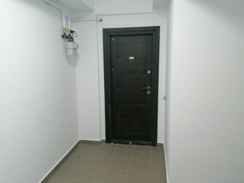 Apartament spatios 3 camere 2 bai cu boxa aferenta cartier nou 