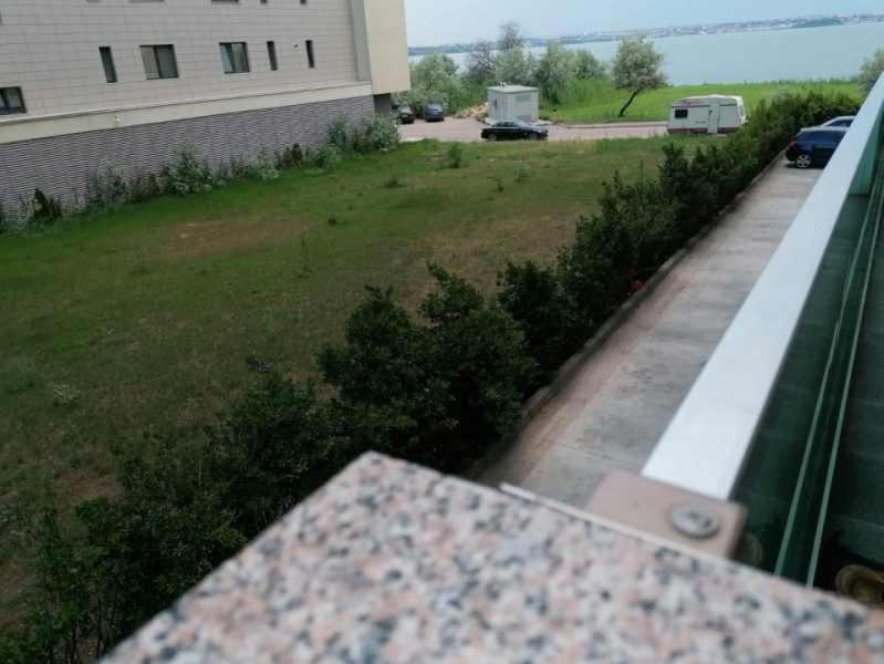 Apartament dotari complete Statiunea Mamaia vedere aerisita lac