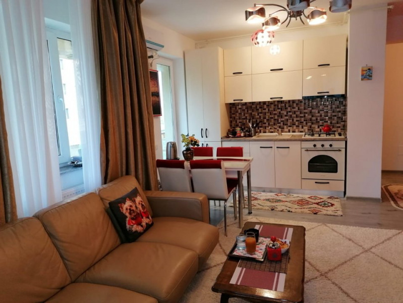 Apartament dotari complete Statiunea Mamaia vedere aerisita lac