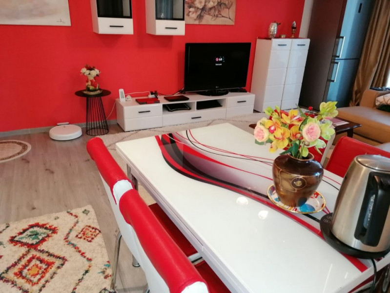 Apartament dotari complete Statiunea Mamaia vedere aerisita lac