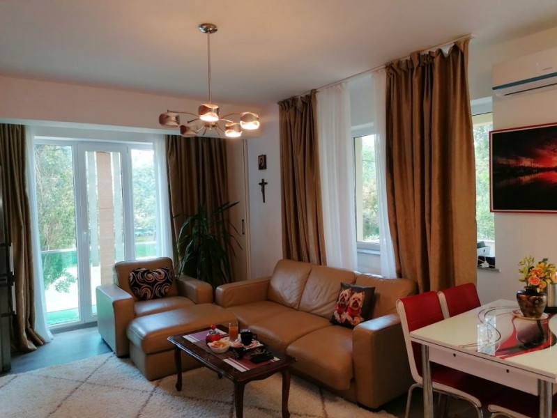 Apartament dotari complete Statiunea Mamaia vedere aerisita lac