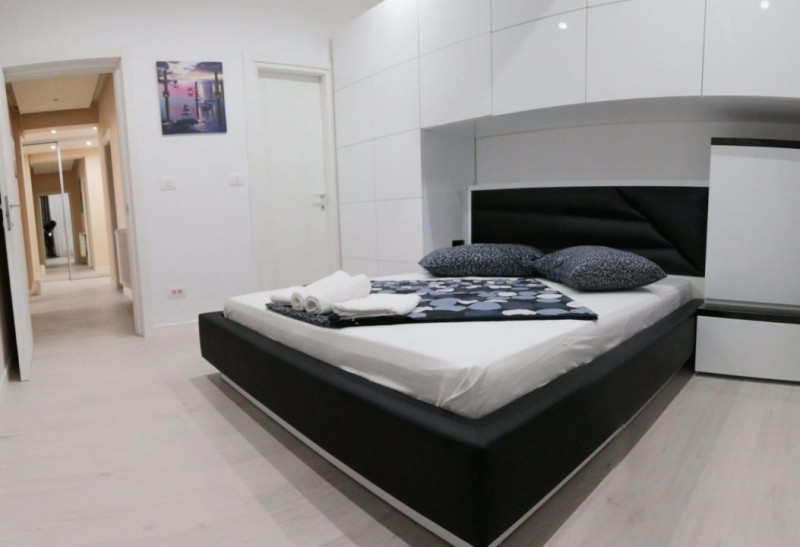 Apartament  decorat cu rafinament Mamaia Nord termen lung