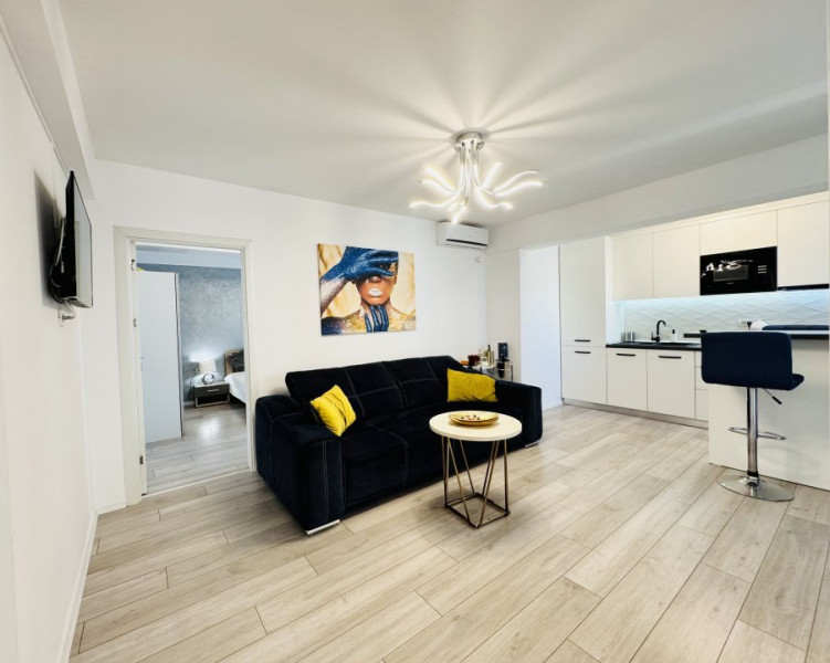 Apartament cu 3 camere complet mobilat si utilat, vedere la Mare 