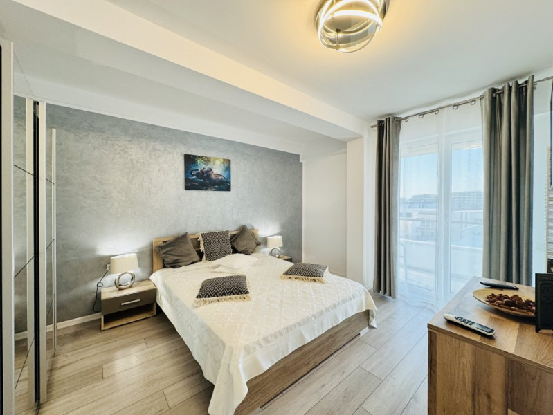 Apartament cu 3 camere complet mobilat si utilat, vedere la Mare 