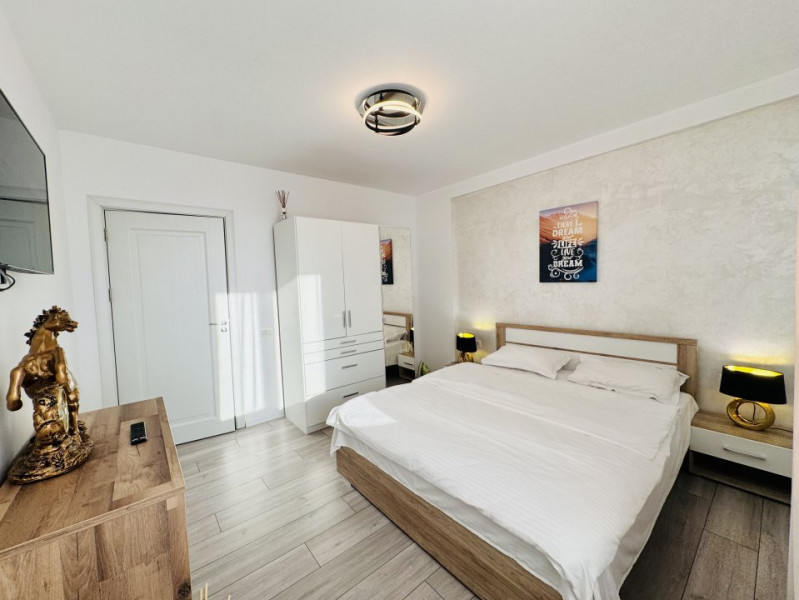 Apartament cu 3 camere complet mobilat si utilat, vedere la Mare 