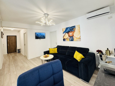 Apartament cu 3 camere complet mobilat si utilat, vedere spre  Mare 